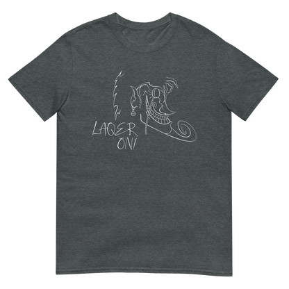 LAQER ON! | Camiseta gris oscuro